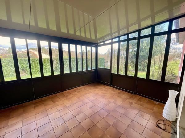 Maison à vendre à Montguyon (17270) - Charente-Maritime