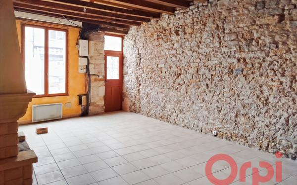 Maison à vendre    5 pièces • 125 m2 Saint-Pierre-le-Moûtier