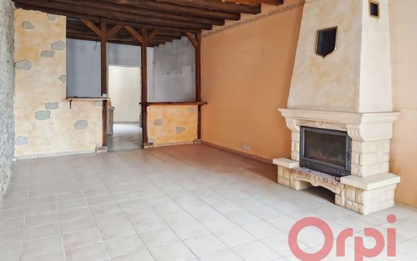 Maison à vendre    5 pièces • 125 m2 Saint-Pierre-le-Moûtier