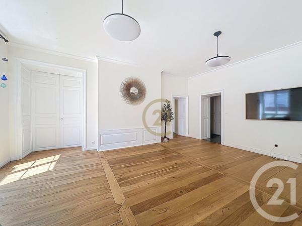 Appartement F7 à vendre  7 pièces - 238,59 m2 BELFORT - 90