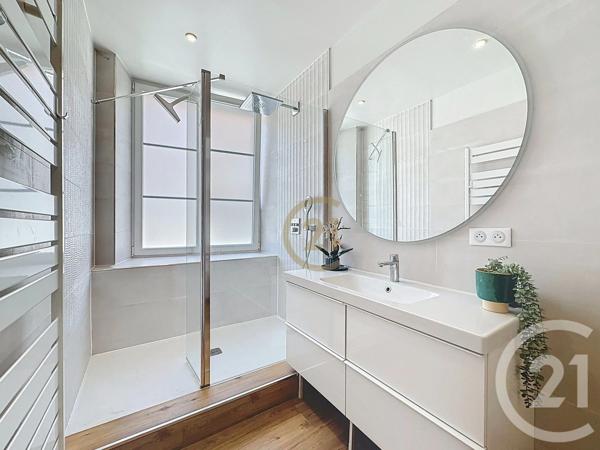 Appartement F7 à vendre  7 pièces - 238,59 m2 BELFORT - 90