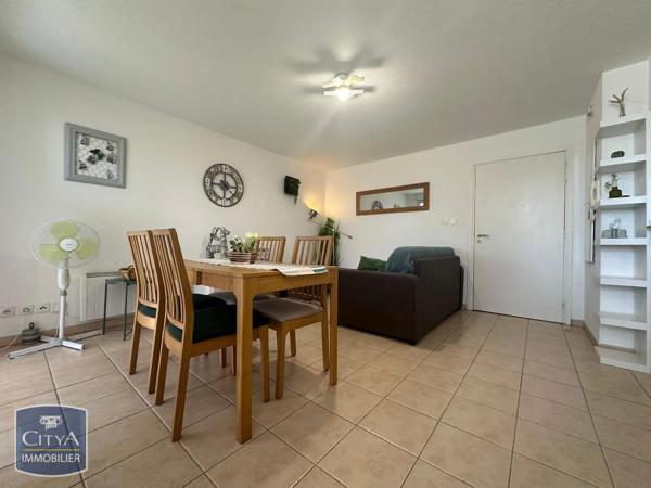 Appartement à louer 2 pièces 39.53m² L'Isle-sur-la-Sorgue (84800)