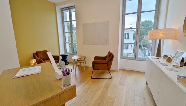 Local Commercial 4 pièces - 70 m²