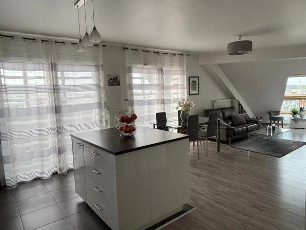 Location                                                      Appartement
                        
                     4 pièces                      88 m2                     à Chartres