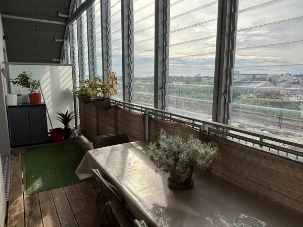 Location                                                      Appartement
                        
                     4 pièces                      88 m2                     à Chartres