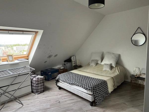 Location                                                      Appartement
                        
                     4 pièces                      88 m2                     à Chartres