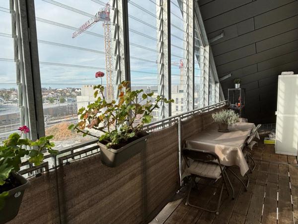 Location                                                      Appartement
                        
                     4 pièces                      88 m2                     à Chartres
