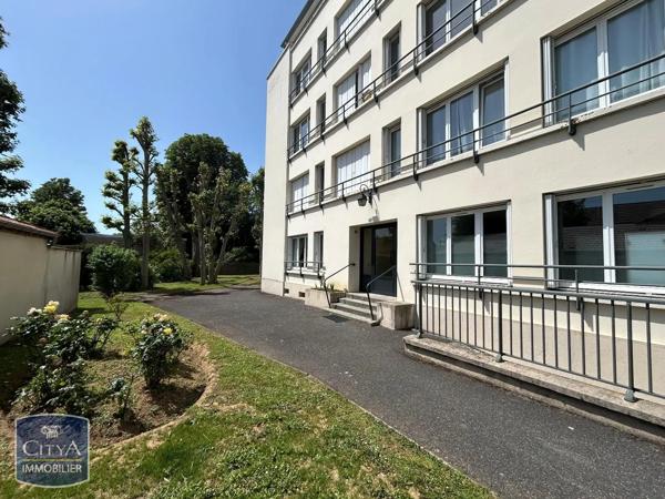 Appartement à louer 3 pièces 56.01m² Caen (14000)