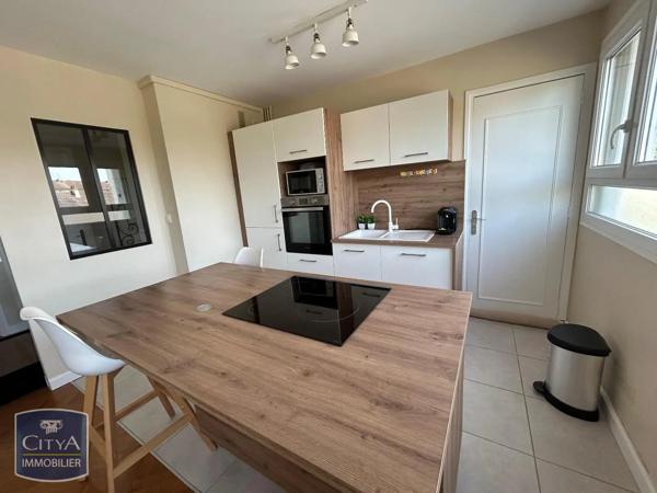 Appartement à louer 3 pièces 56.01m² Caen (14000)