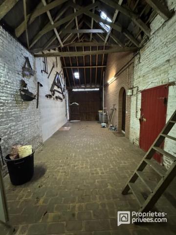 Corps de ferme d'une surface habitable de  253m2