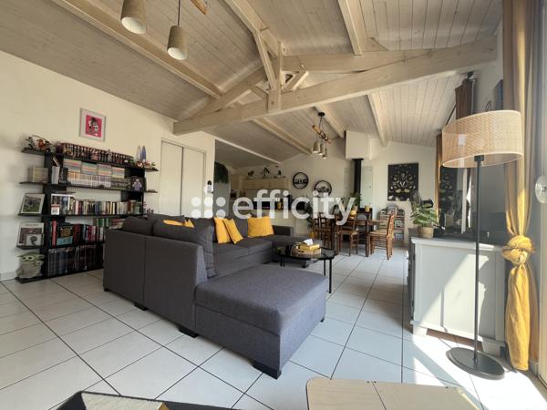 Maison
         4 pièces
        - 98 m² 820 000 € *