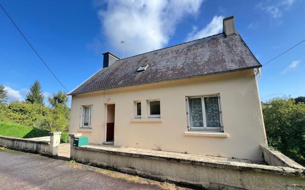 Maison à vendre    5 pièces • 66,20 m2 Carhaix-Plouguer