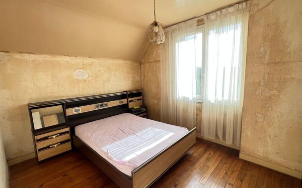 Maison à vendre    5 pièces • 66,20 m2 Carhaix-Plouguer