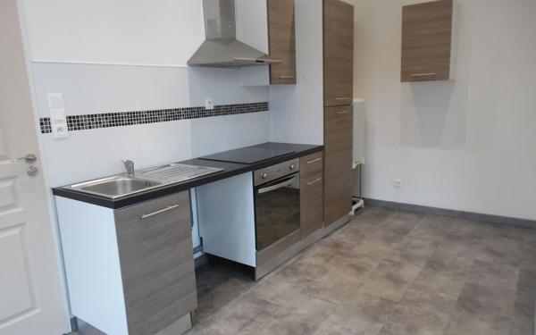 Immeuble à vendre    2 pièces •  Avesnes-sur-Helpe