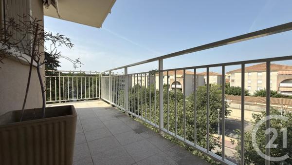 Appartement T3 à vendre  3 pièces - 55,91 m 2   LA VALETTE DU VAR  - 83