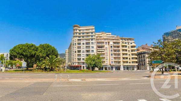 Appartement T3 à vendre  3 pièces - 55,91 m 2   LA VALETTE DU VAR  - 83