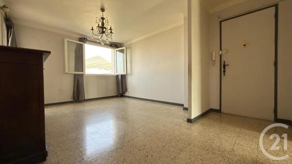 Appartement T3 à vendre  3 pièces - 55,91 m 2   LA VALETTE DU VAR  - 83