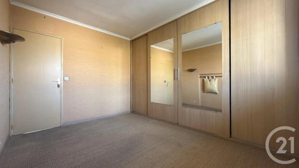 Appartement T3 à vendre  3 pièces - 55,91 m 2   LA VALETTE DU VAR  - 83