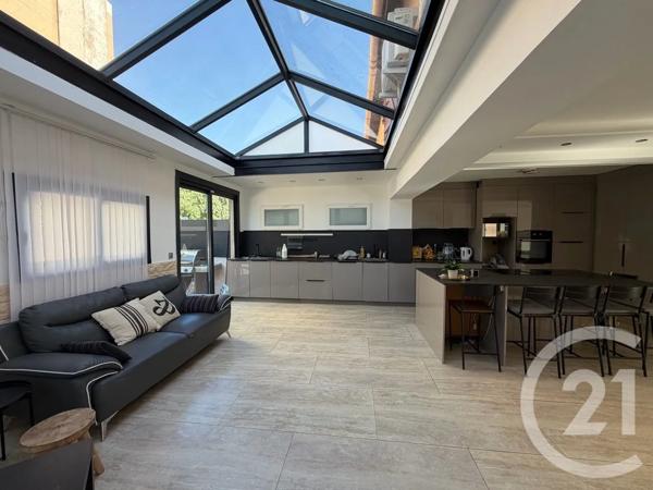 Maison à vendre  5 pièces - 90,49 m 2   MARSEILLE  - 13010