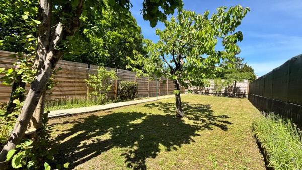 Maison Niort 4 pièces 98 m2 avec garage et dépendance.