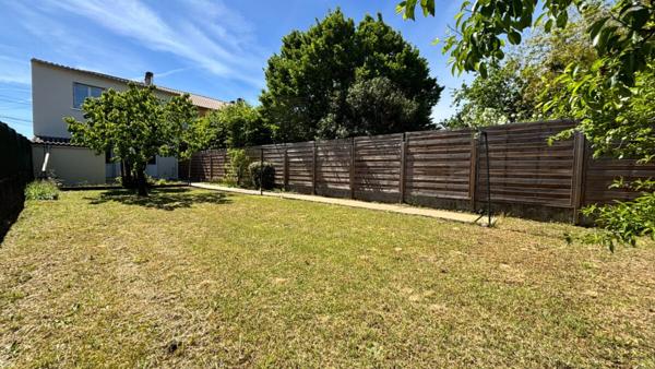 Maison Niort 4 pièces 98 m2 avec garage et dépendance.