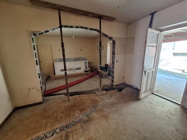 🏡 À VENDRE – Maison de ville 213 m² avec 4 appartements à finir de rénover – RISCLÉ (Gers 32)