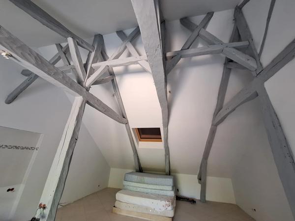 🏡 À VENDRE – Maison de ville 213 m² avec 4 appartements à finir de rénover – RISCLÉ (Gers 32)