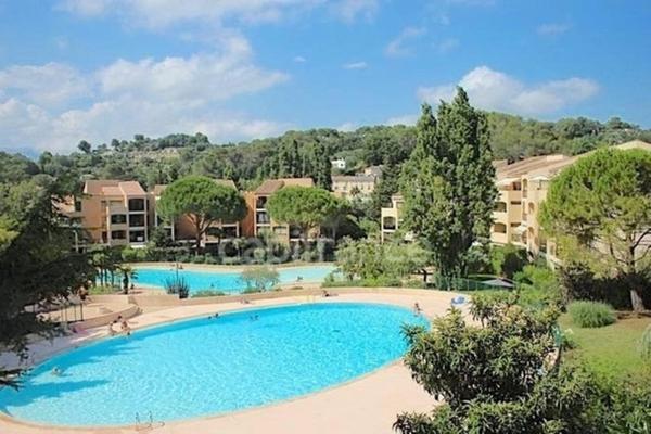 Appartement à vendre 3 pièces MOUGINS (06)
