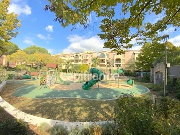 Appartement à vendre 3 pièces MOUGINS (06)