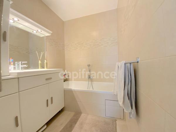 Appartement à vendre 3 pièces MOUGINS (06)