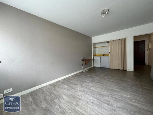 Appartement à louer 1 pièce 28.78m² Pau (64000)