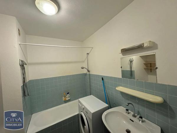 Appartement à louer 1 pièce 28.78m² Pau (64000)