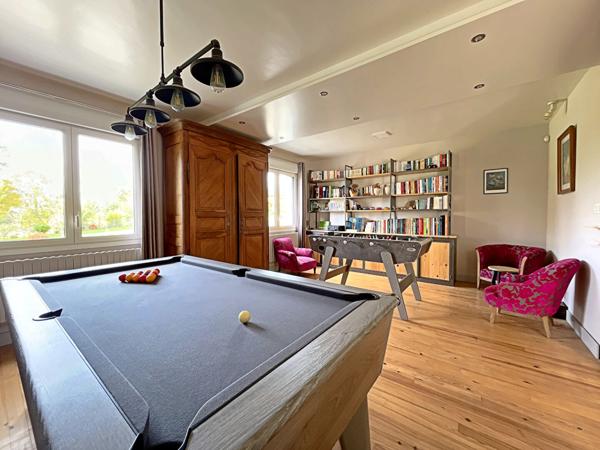 Maison d'Exception à Vendre à Signy l'Abbaye - 8 Pièces, 225 m² sur 7000 m² de Terrain