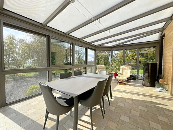 Maison d'Exception à Vendre à Signy l'Abbaye - 8 Pièces, 225 m² sur 7000 m² de Terrain