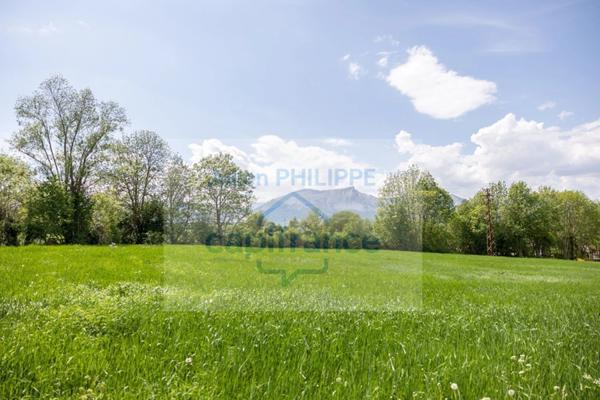 Terrain à vendre (05260)