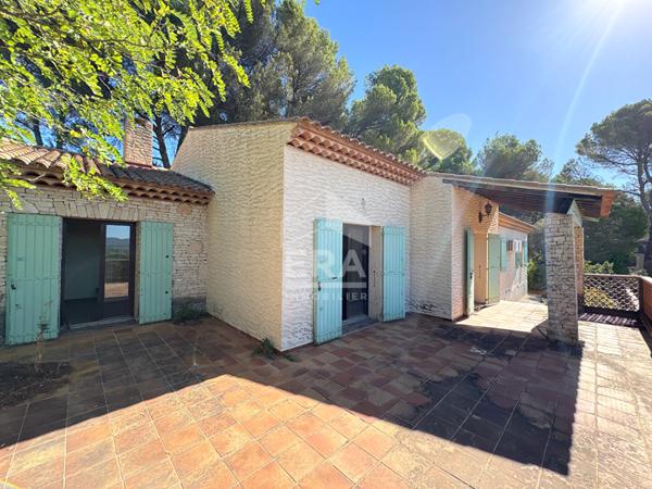 A VENDRE  84120 PERTUIS MAISON TYPE 5 PIECES DE 130M² AVEC JARDIN DE 2160M² (Travaux à prévoir)