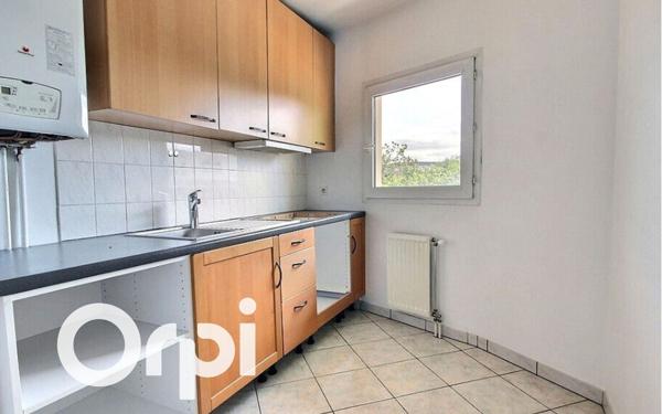 Appartement à louer    3 pièces • 62,70 m2 Élancourt