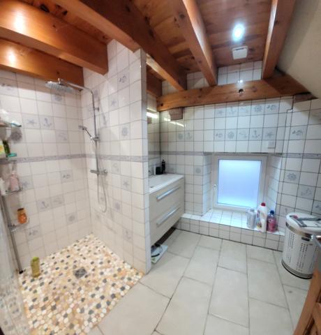 Labaroche (68910) Propriété composée de deux maisons d'habitations sur 50 ares de terrain