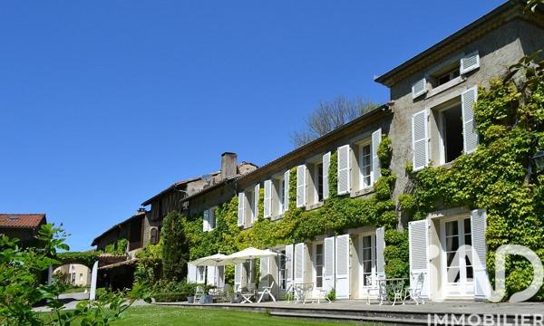 Maison à vendre 20 pièces 549 m² Saint-Jean-d'Aigues-Vives
