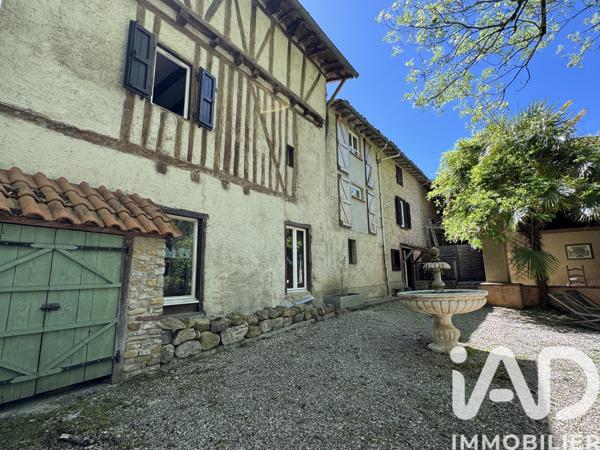Maison à vendre 20 pièces 549 m² Saint-Jean-d'Aigues-Vives
