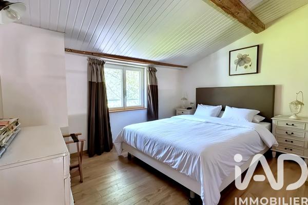 Maison à vendre 20 pièces 549 m² Saint-Jean-d'Aigues-Vives