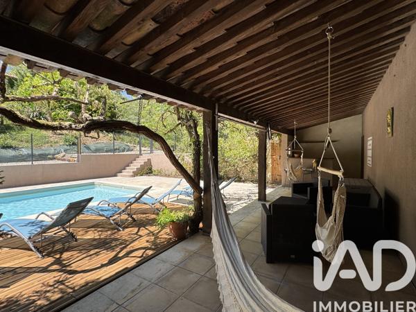 Maison à vendre 20 pièces 549 m² Saint-Jean-d'Aigues-Vives