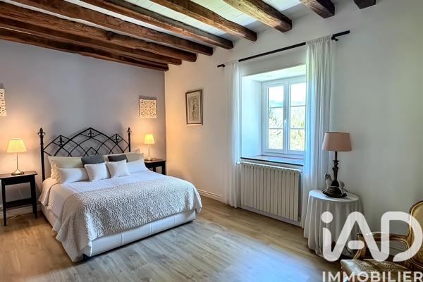 Maison à vendre 20 pièces 549 m² Saint-Jean-d'Aigues-Vives