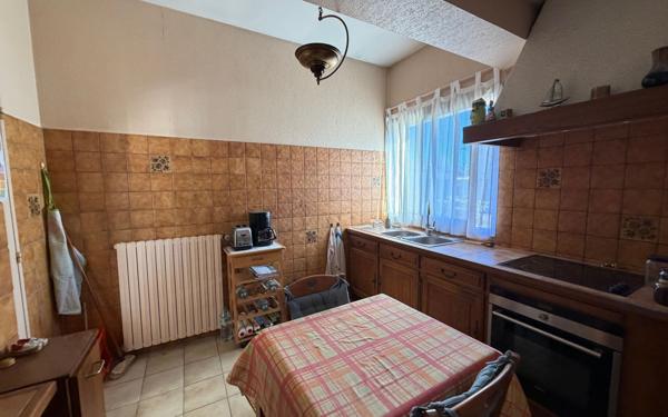 Maison à vendre    4 pièces •  Marignane