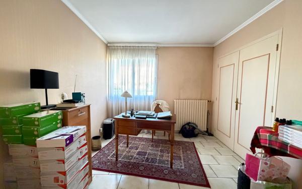 Maison à vendre    4 pièces •  Marignane