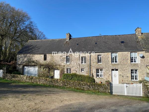 Maison à GREVILLE-HAGUE, 50440 - 5 pièces 146m²