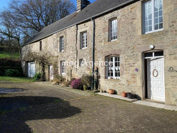 Maison à GREVILLE-HAGUE, 50440 - 5 pièces 146m²