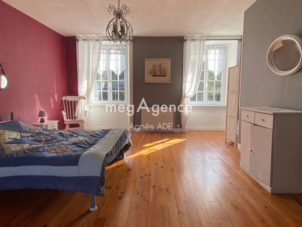 Maison à GREVILLE-HAGUE, 50440 - 5 pièces 146m²