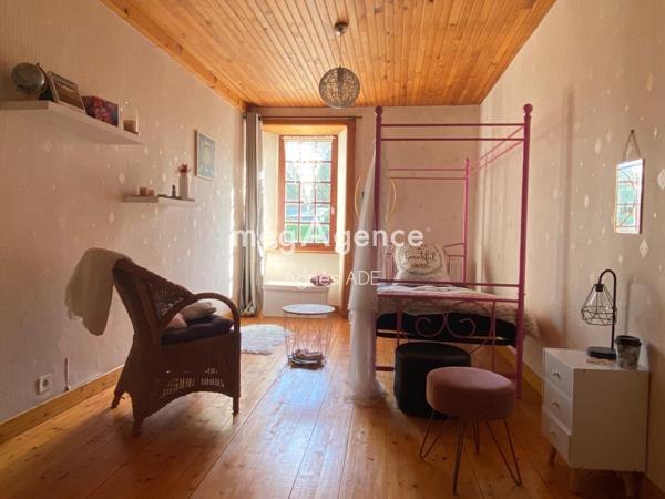 Maison à GREVILLE-HAGUE, 50440 - 5 pièces 146m²