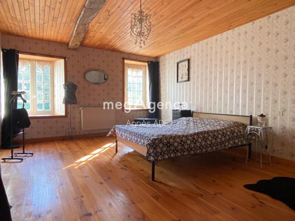 Maison à GREVILLE-HAGUE, 50440 - 5 pièces 146m²